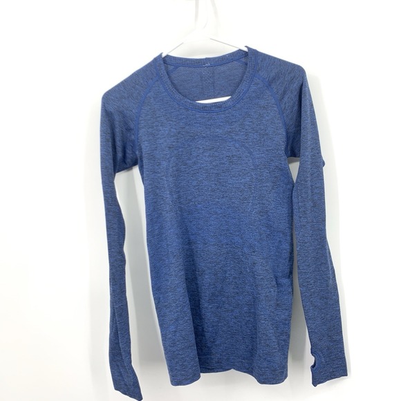 lululemon athletica Tops - Lululemon Women Size 6 Medium Shirt‎ Blue Swiftly Tech Long Sleeve Top Crew